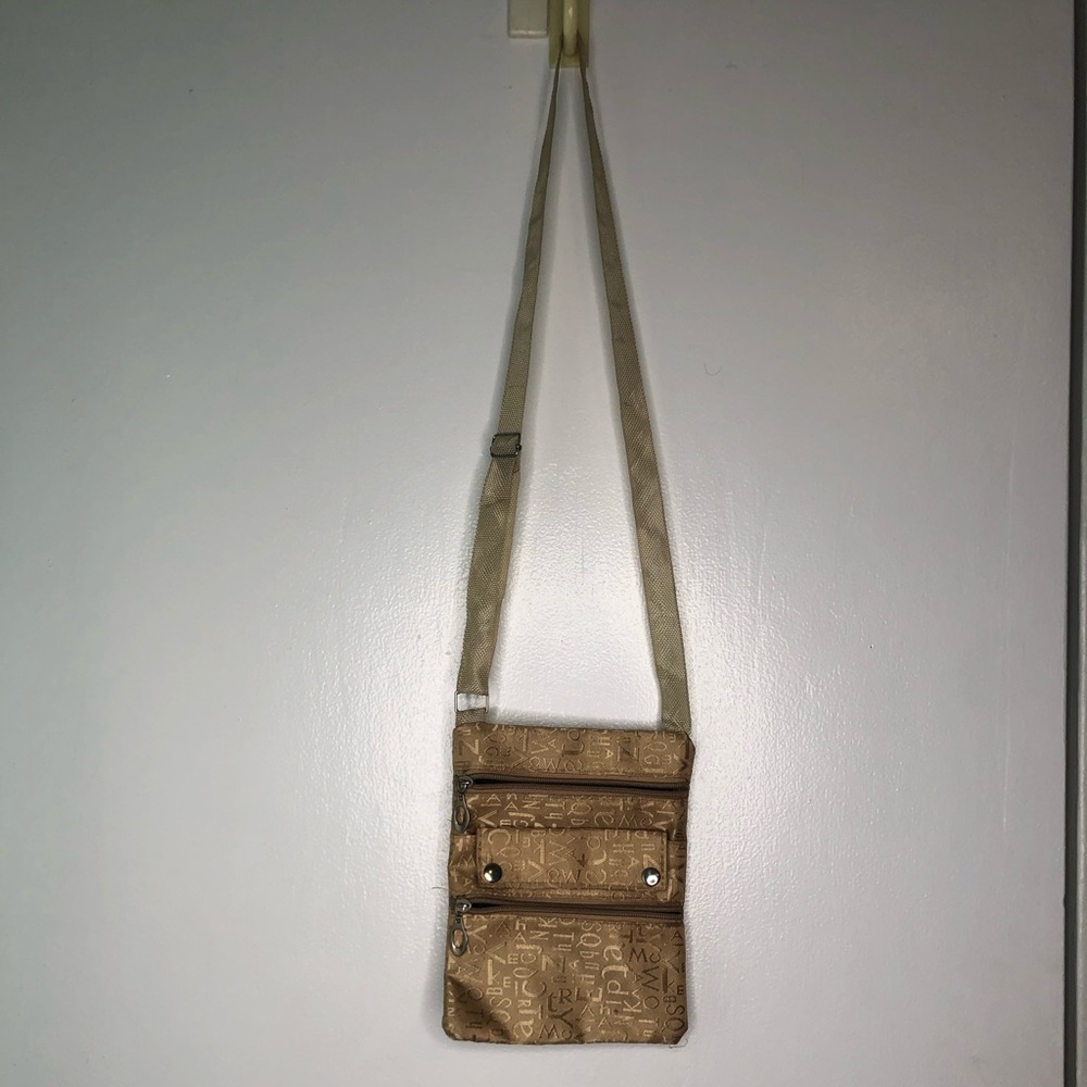 Gold Adjustable 4 Pocket Go to Bag
